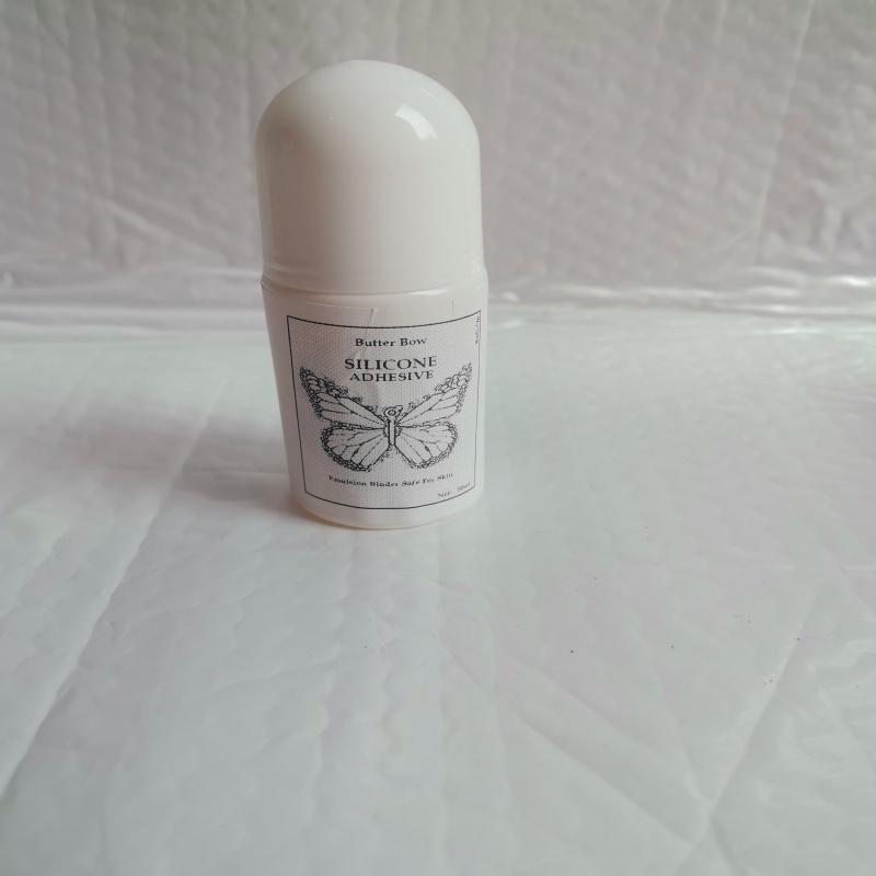 CD adesivo in Silicone Roll-On - Strapless Bra Adhesive recensione e prezzo